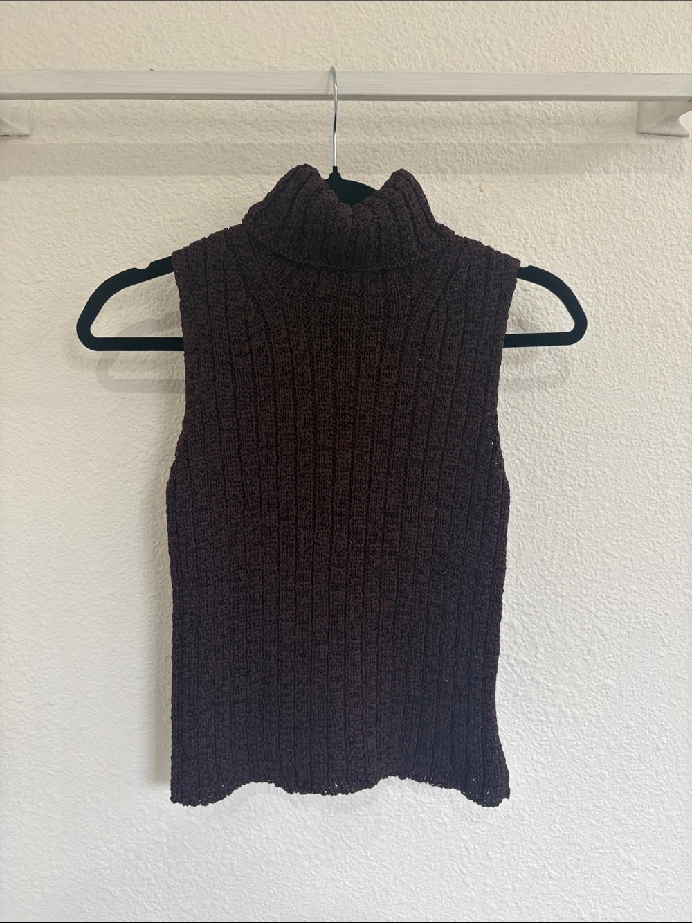 Anne Klein Brown Sleeveless Ribbed Turtleneck Sweater